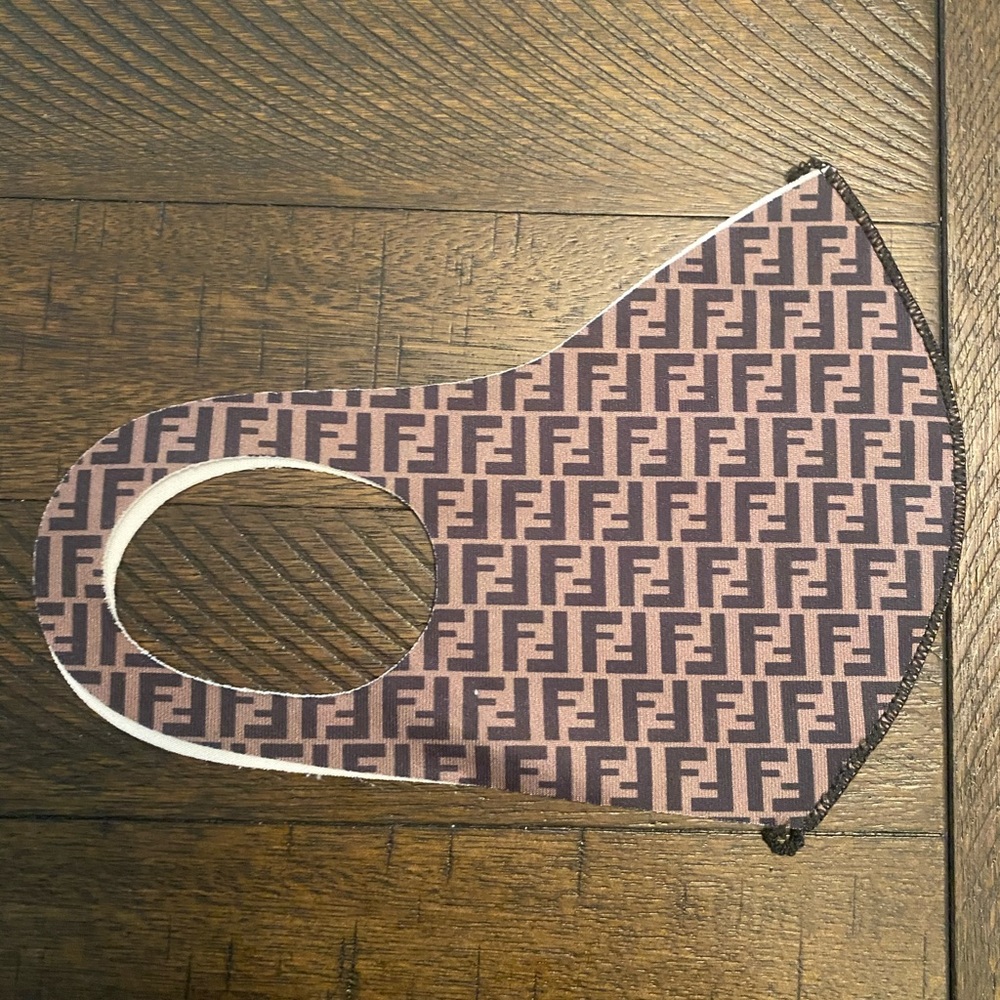 Designer Mask - Picture 10 of 12